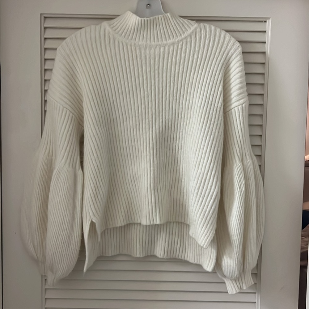 Cropped sweater